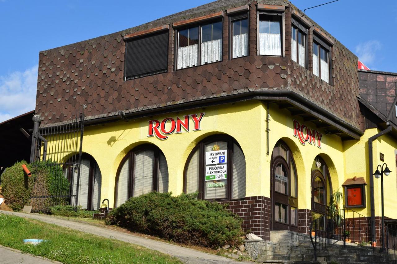 Penzion Rony Radejov Bagian luar foto